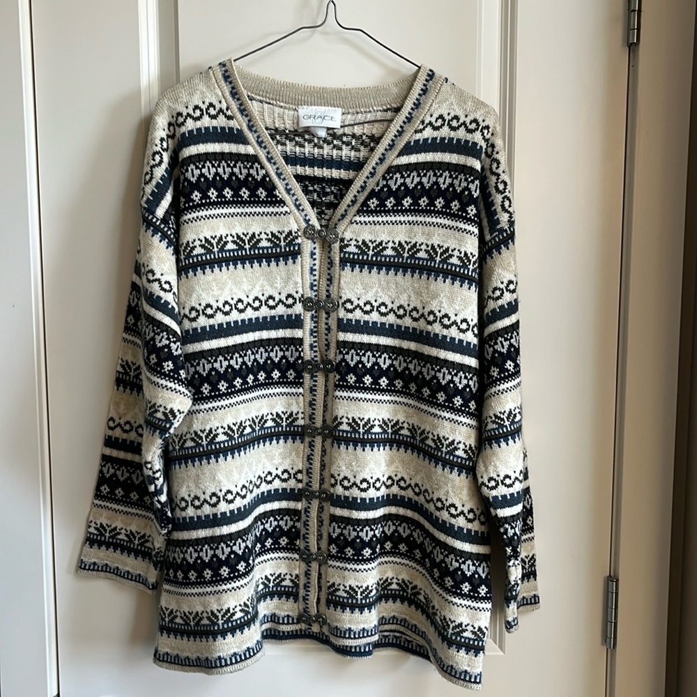 Grace Cream and Navy Patterned Knit Cardigan